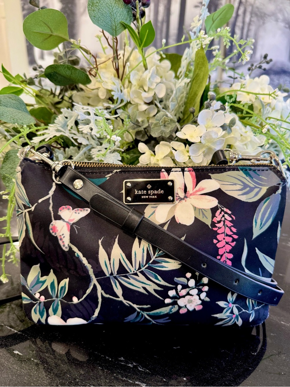 🌸🍃♠️Kate Spade New York WKRU3627 Floral Butterfly Nylon Crossbody Bag